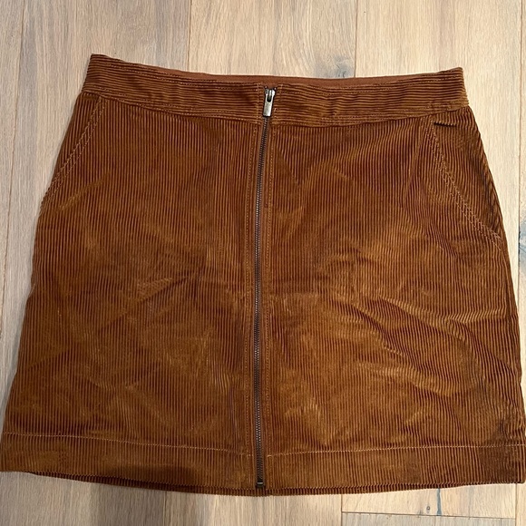 GAP Dresses & Skirts - GAP Brown Corduroy Skirt Front Zip Size 12